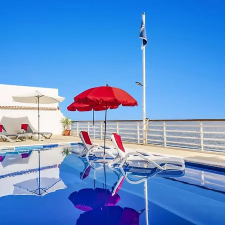 Sea Shore By * Gaula