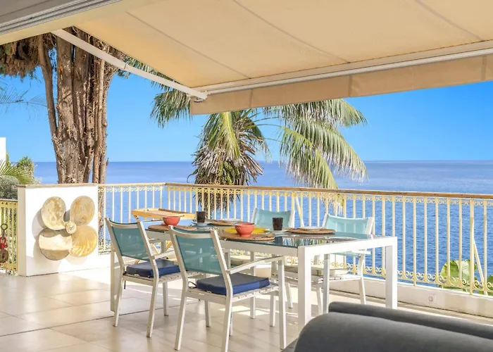 Sea Shore By Villa Gaula